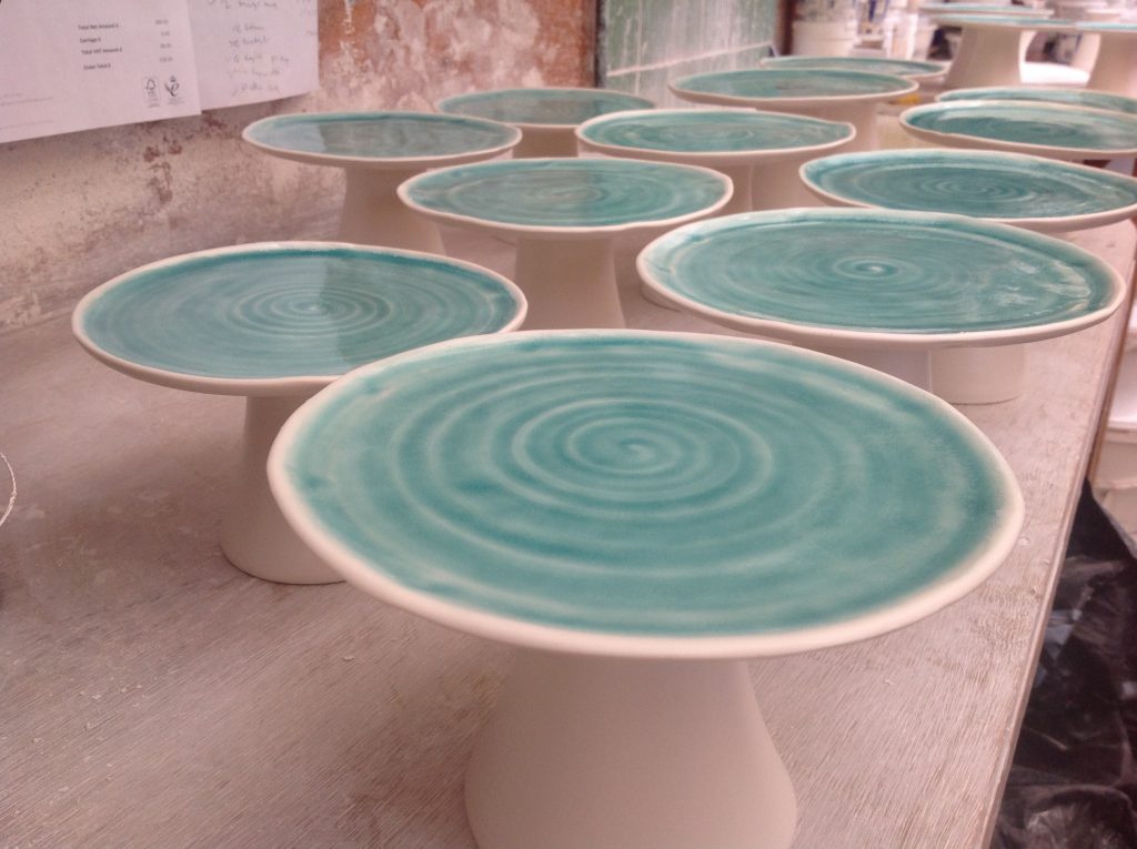 Cake stands