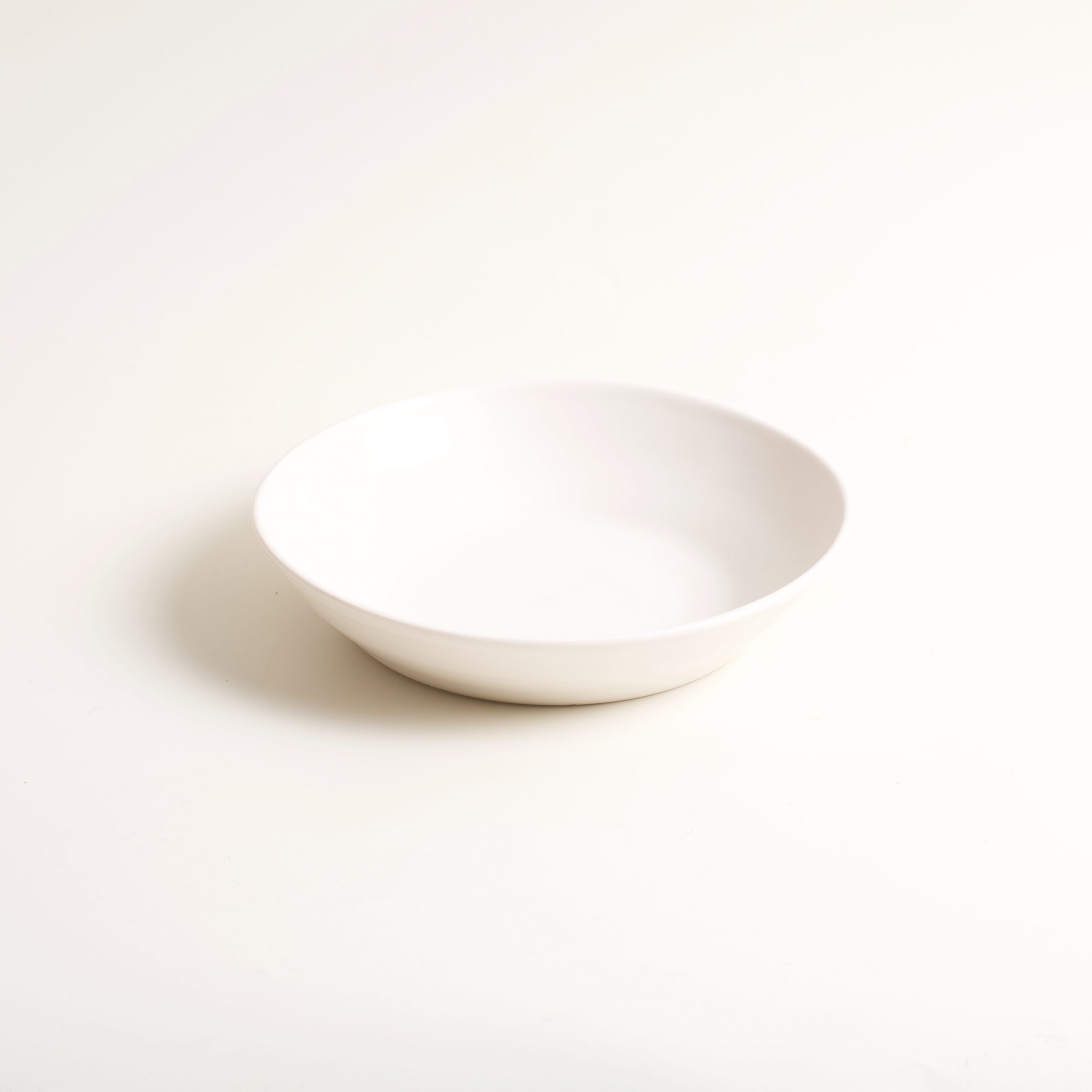 Matt shallow bowl, hand thrown by Linda Bloomfield. Pasta Bowl, soup bowl.